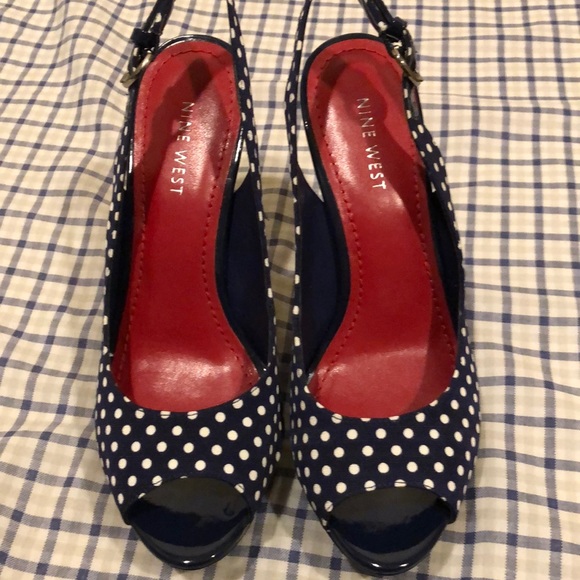 Blue Nine West heels - Picture 2 of 7